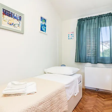 Apartment D&j